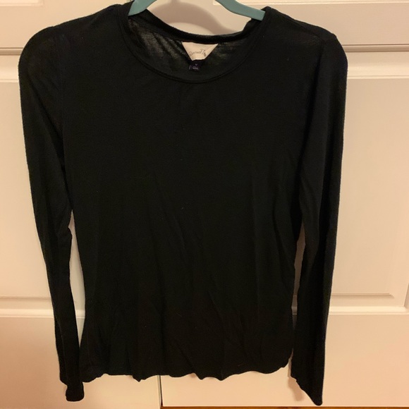 Black long sleeve shirt - Picture 1 of 2